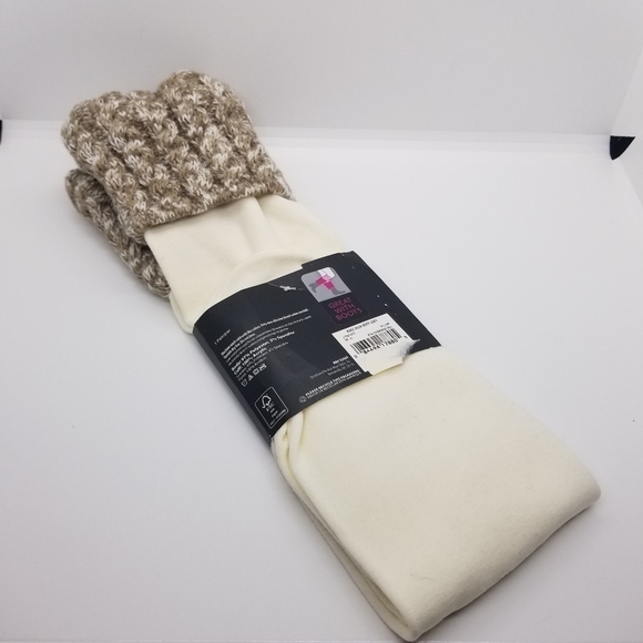 NWT No Boundaries fleece-lined knee-high sock and cable-knit boot cuff - Picture 3 of 4